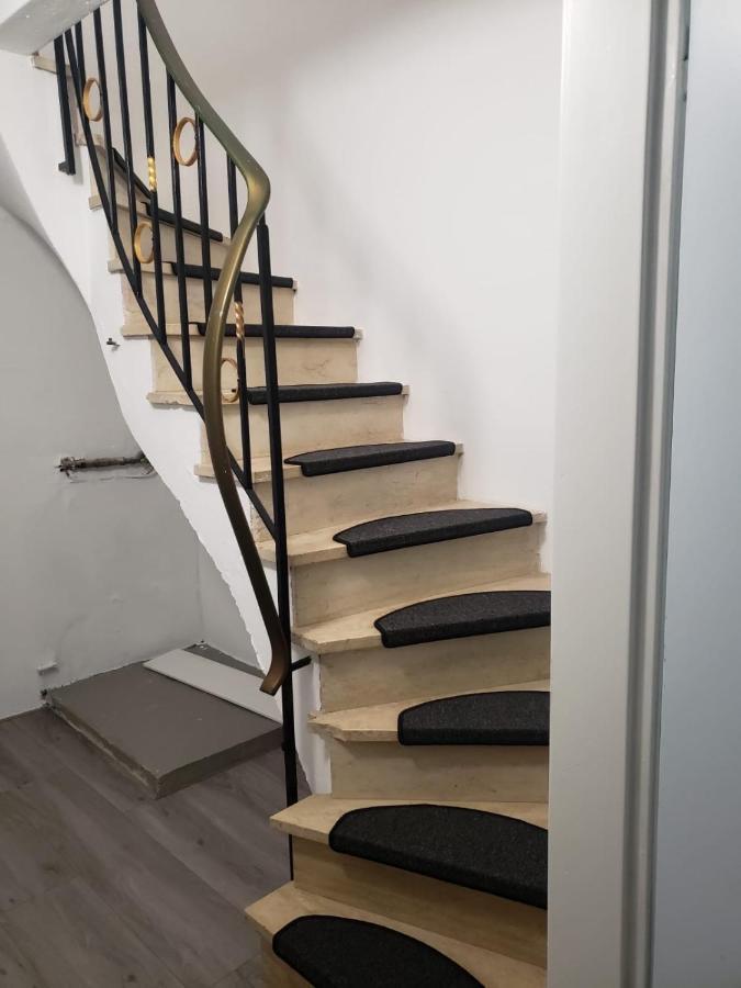 Haus Alte Metzgerei - Im Herzen Der Altstadt Zell an der Mosel Luaran gambar